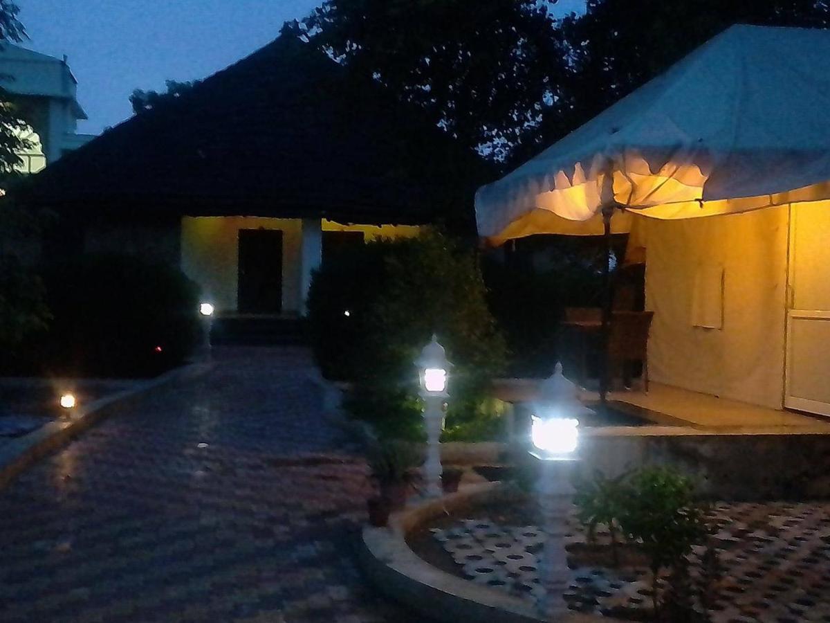 Neelkanth'S Bagar Inn Resort Jhunjhunu Exterior foto