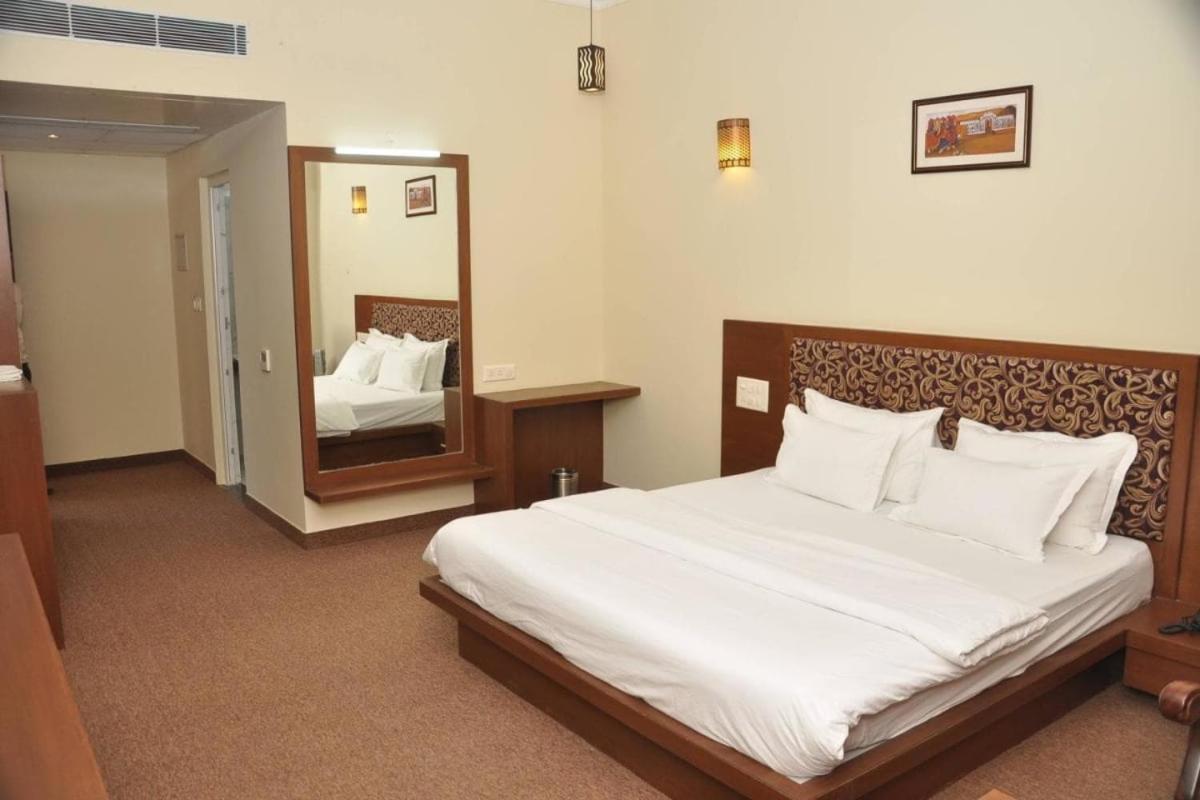Neelkanth'S Bagar Inn Resort Jhunjhunu Exterior foto